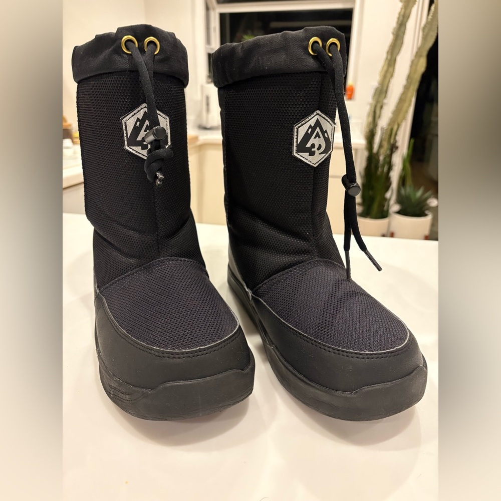 Lightweight Snow Boots